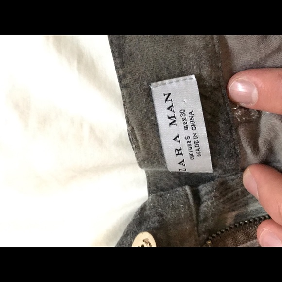 Zara Tropical Shorts 30 (elastic) - Picture 2 of 3